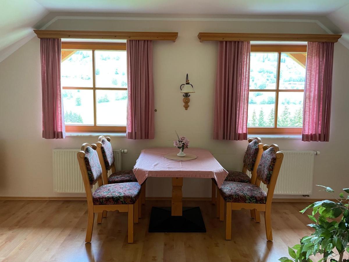 Ferienhaus Alpenblick Krakauschatten Екстериор снимка
